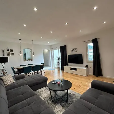 Apex Luxury Apartman
