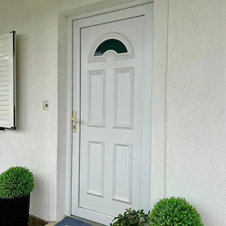 Apex Luxury Apartman アパート トロギール