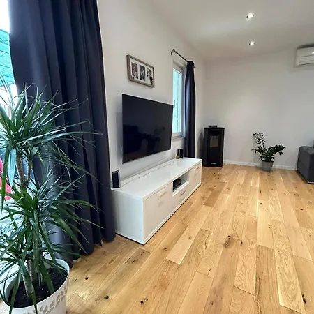 Apex Luxury Apartman * トロギール